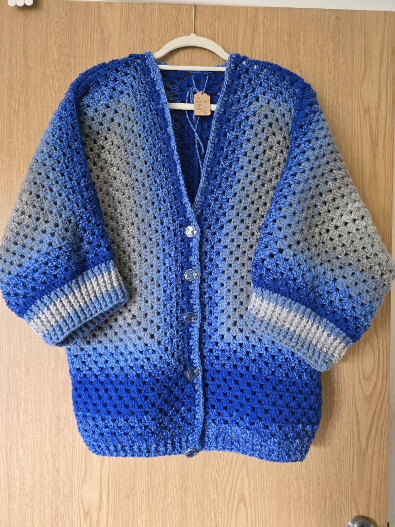 Cardigan hexagon