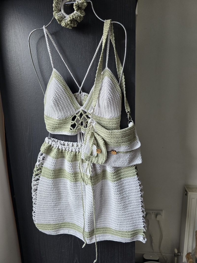 top skirt hair band ,dresses and small bag set