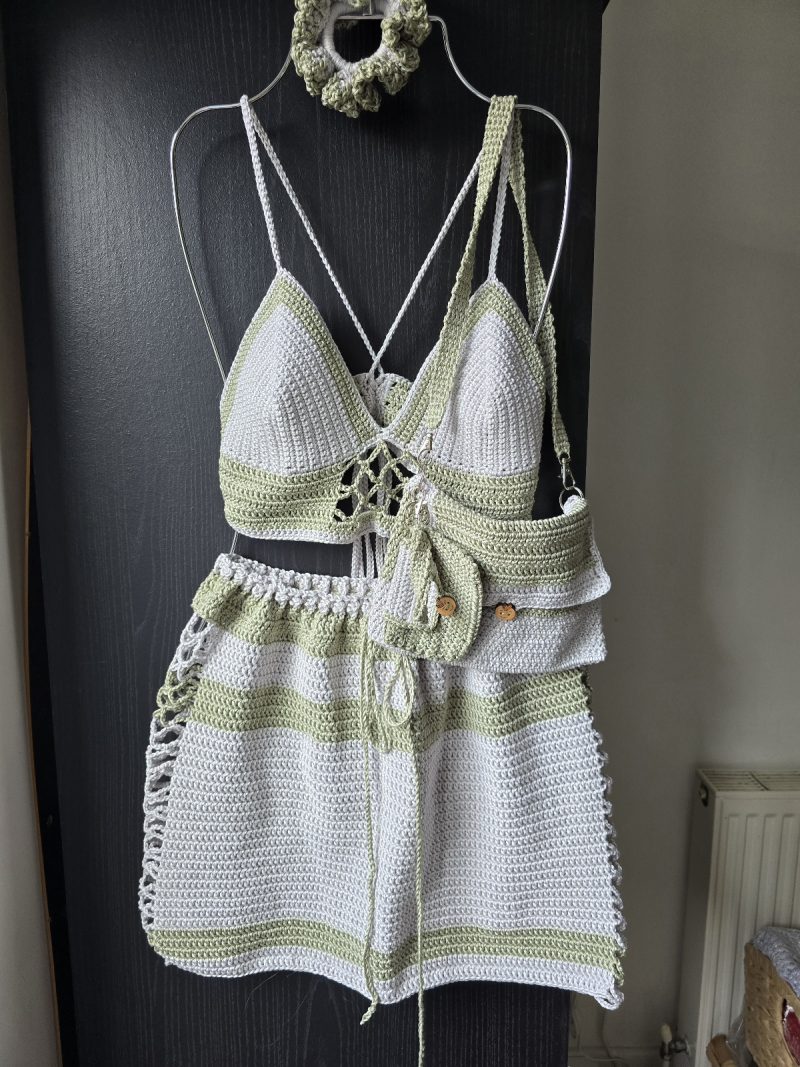 top skirt hair band ,dresses and small bag set