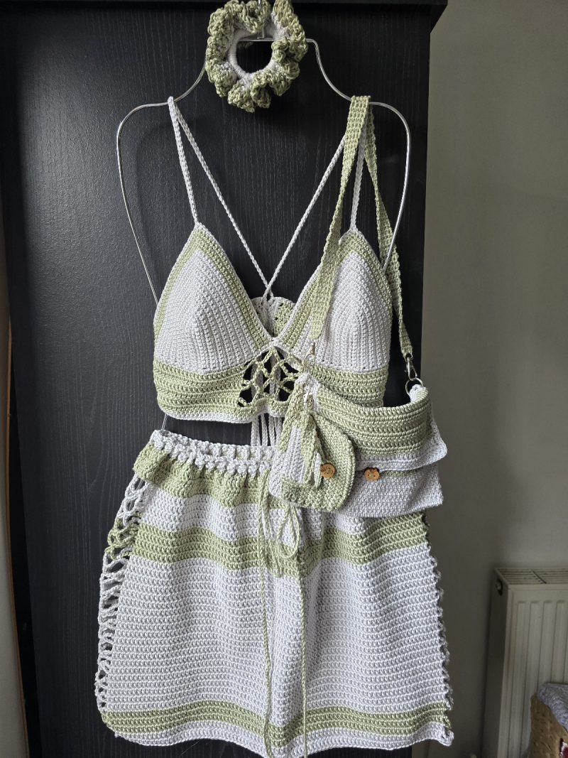 top skirt hair band ,dresses and small bag set