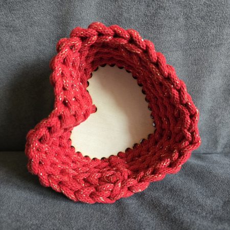 Basket small hard crochet