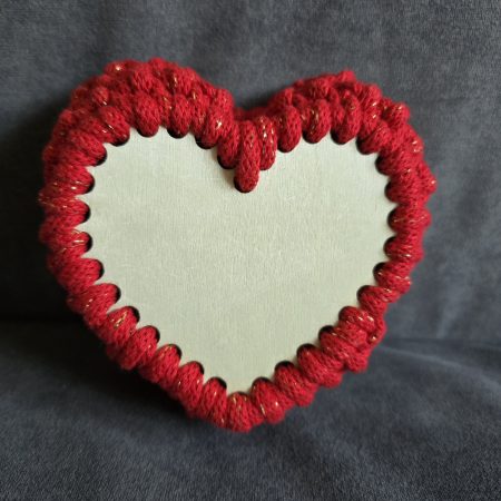 Basket small hard crochet