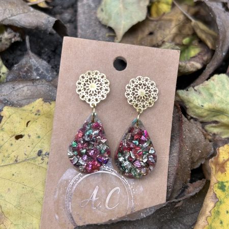 Dangle stud resin teardrop earring with colorful broken glass