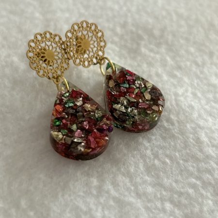 Dangle stud resin teardrop earring with colorful broken glass