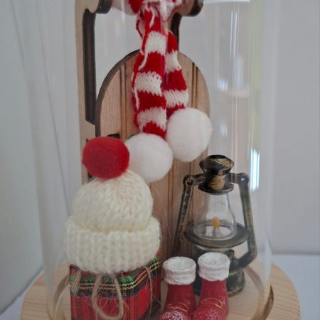 Christmas display decoration ornament glass snow dome.