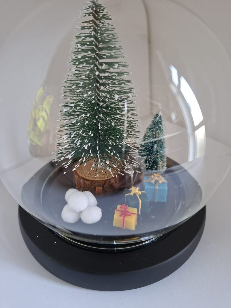 Christmas Display Dome Decoration Ornament Snow Globe