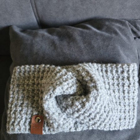 crocheted headband