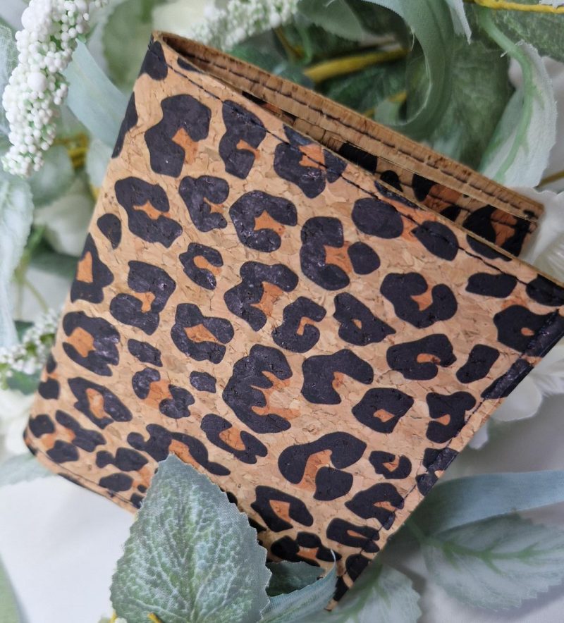 Cork (vegan leather) bi-fold wallet