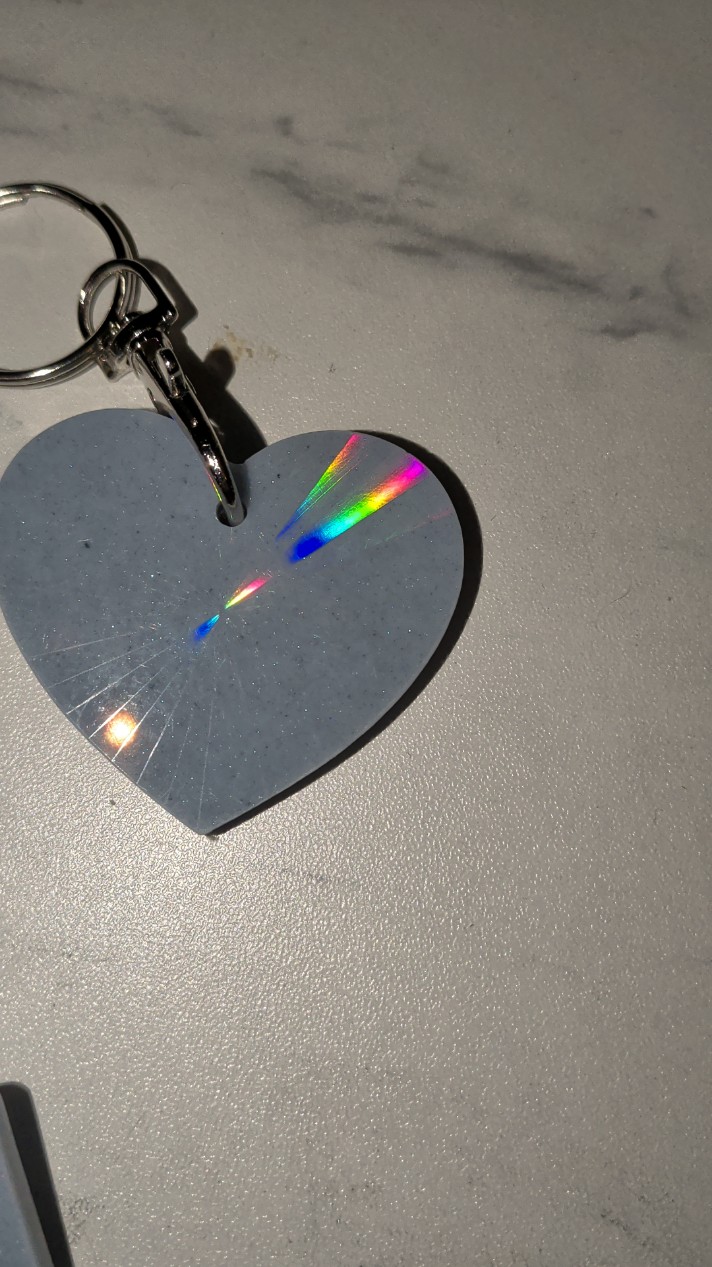 Resin holographic keyring