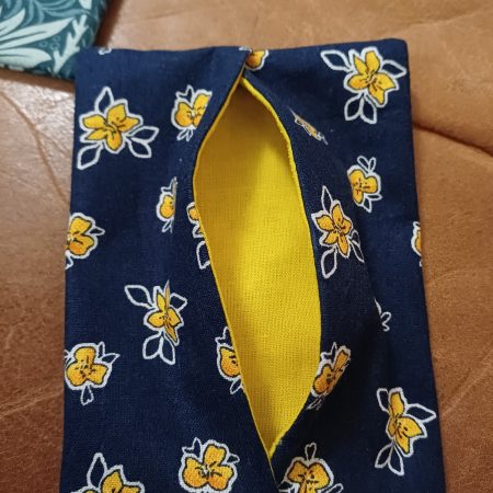Cotton tissue pouches