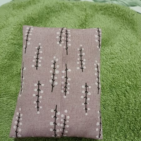 Cotton tissue pouches