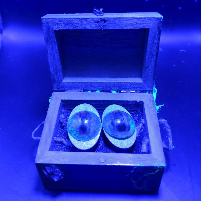 "Eyes of the Kraken" Cufflinks | handmade jewellery | accessories | resin