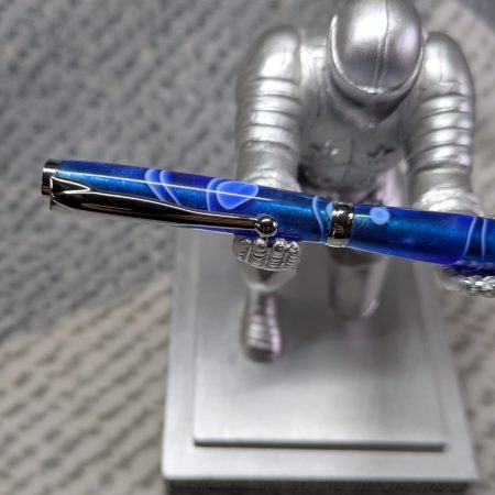 Slimline twist ballpoint pen in blue acrylic and shiny chrome fittings