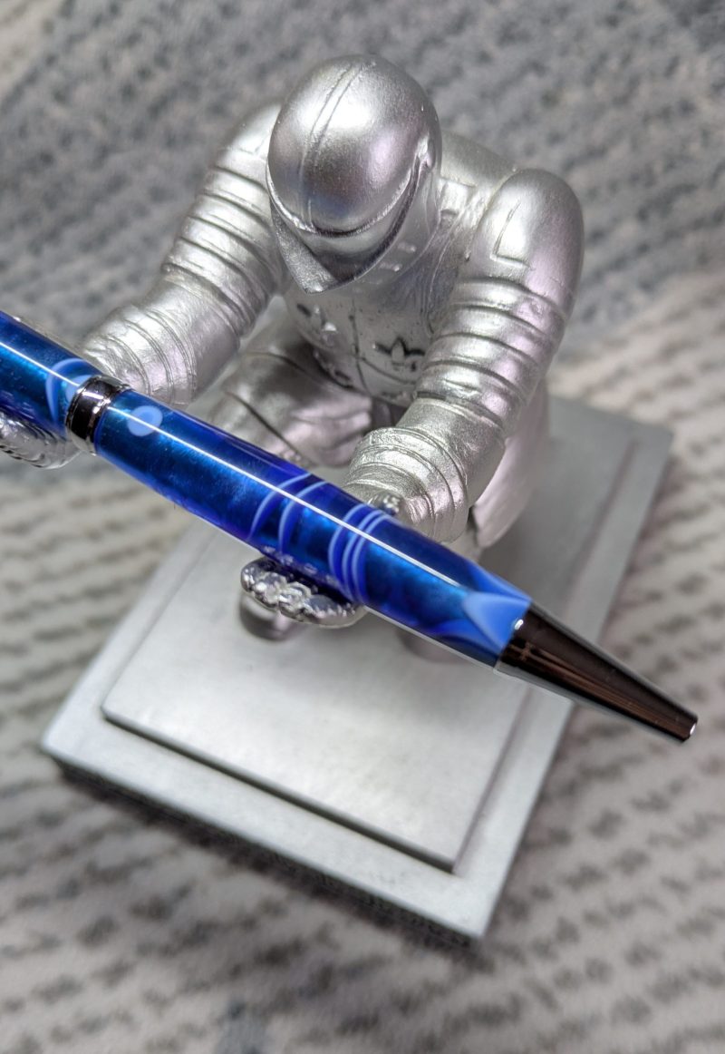 Slimline twist ballpoint pen in blue acrylic and shiny chrome fittings