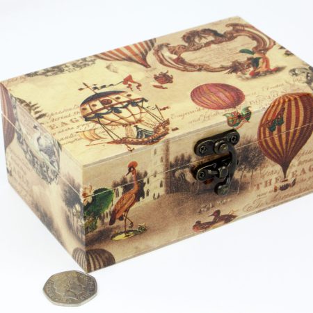 Wood handmade keepsake jewellery box Retro style Hot air balloon lined
