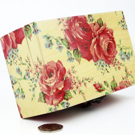 Wood handmade keepsake jewellery, memories, card box Flowers, Roses design red lined