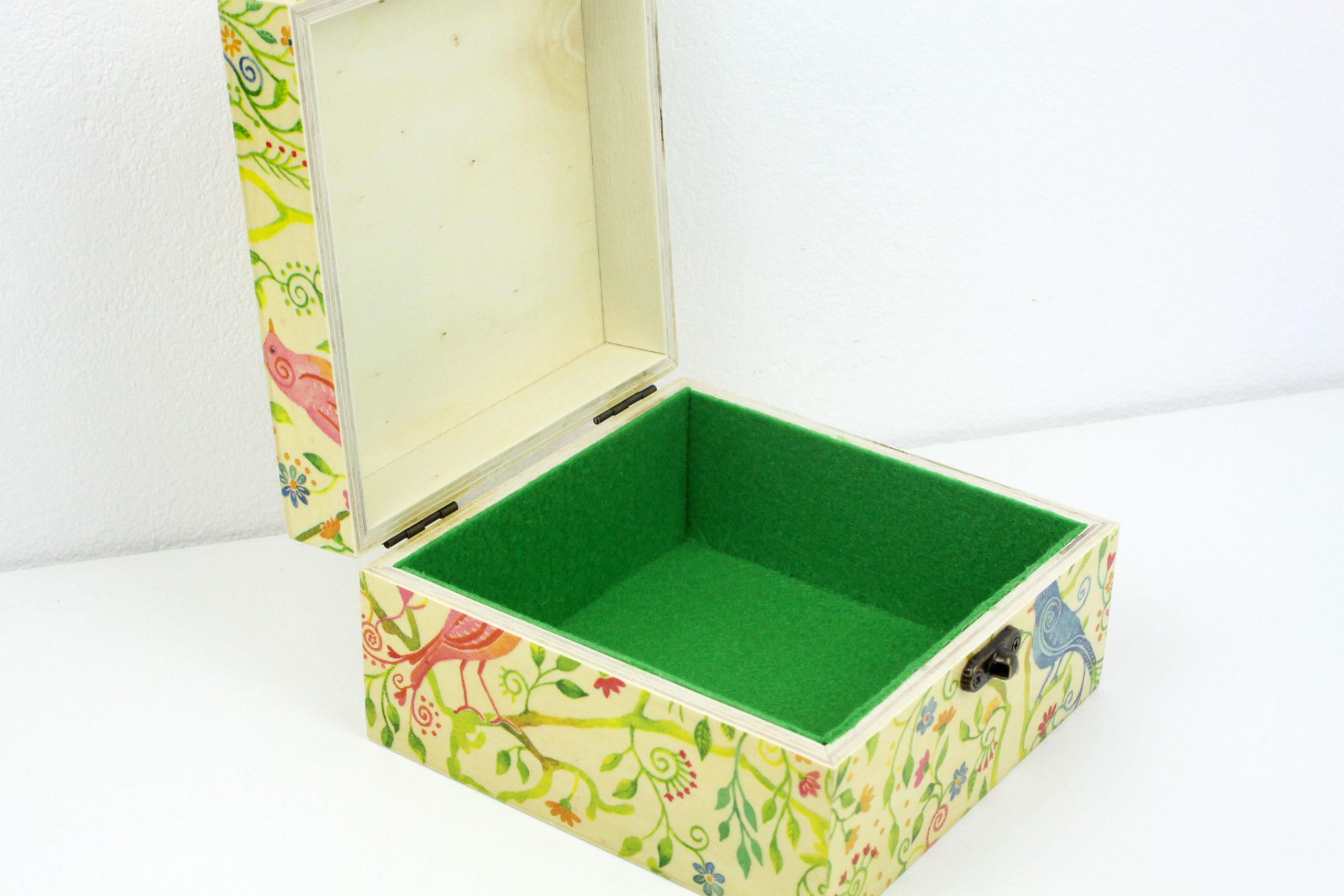 Wood handmade keepsake jewellery, memories, photo box, Birds, flowers, leaves design green lined