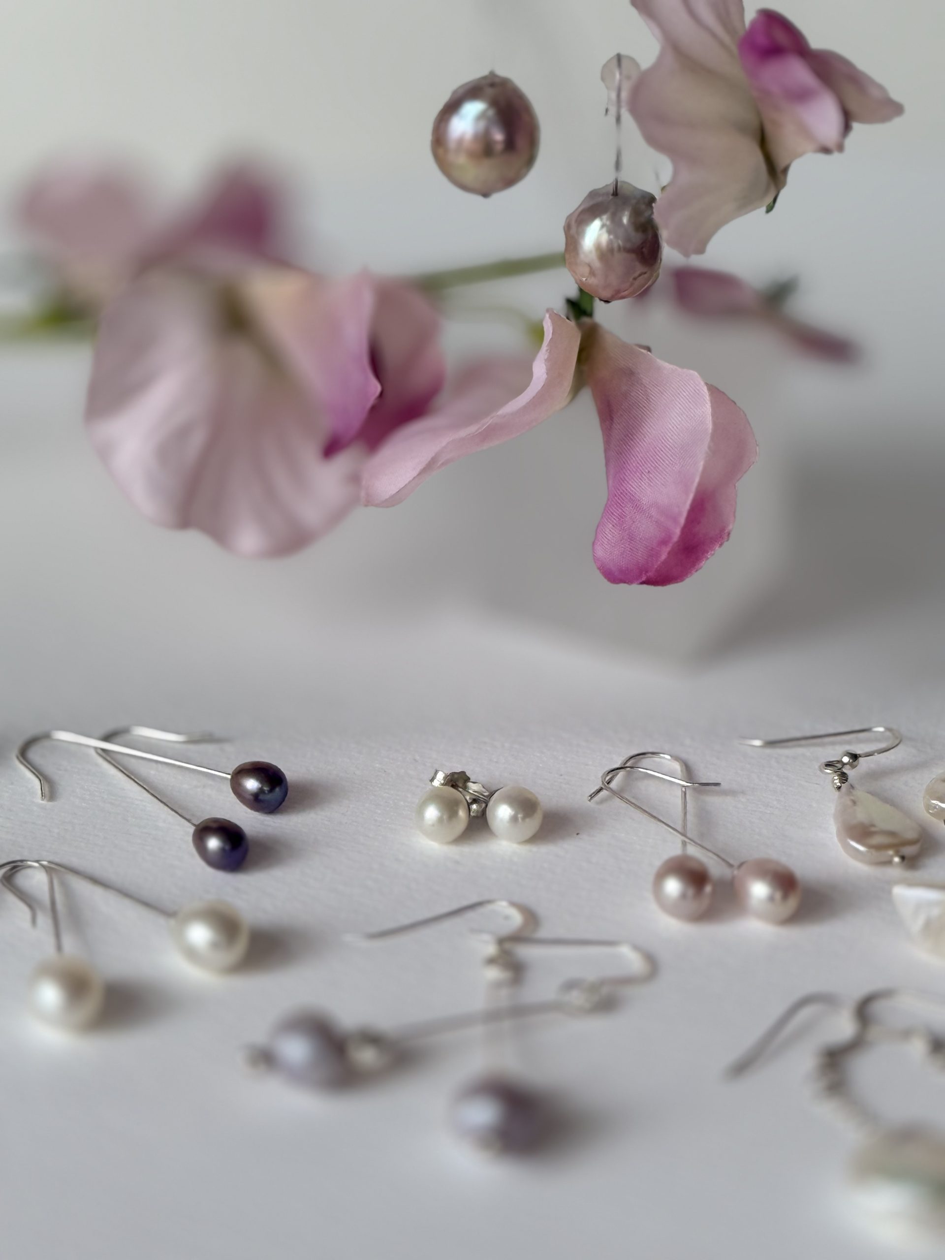 Freshwater Cultured Pearl Coin Shape Stud Earrings