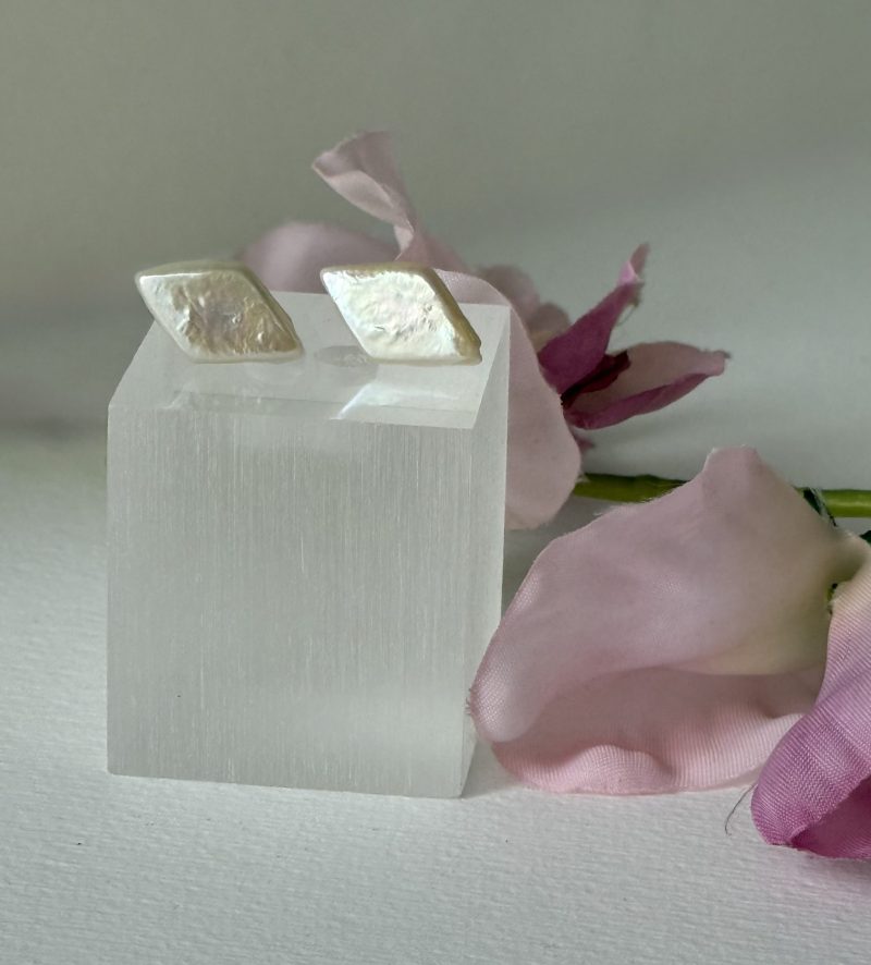 Freshwater Cultured Diamond Pearl Stud Earrings