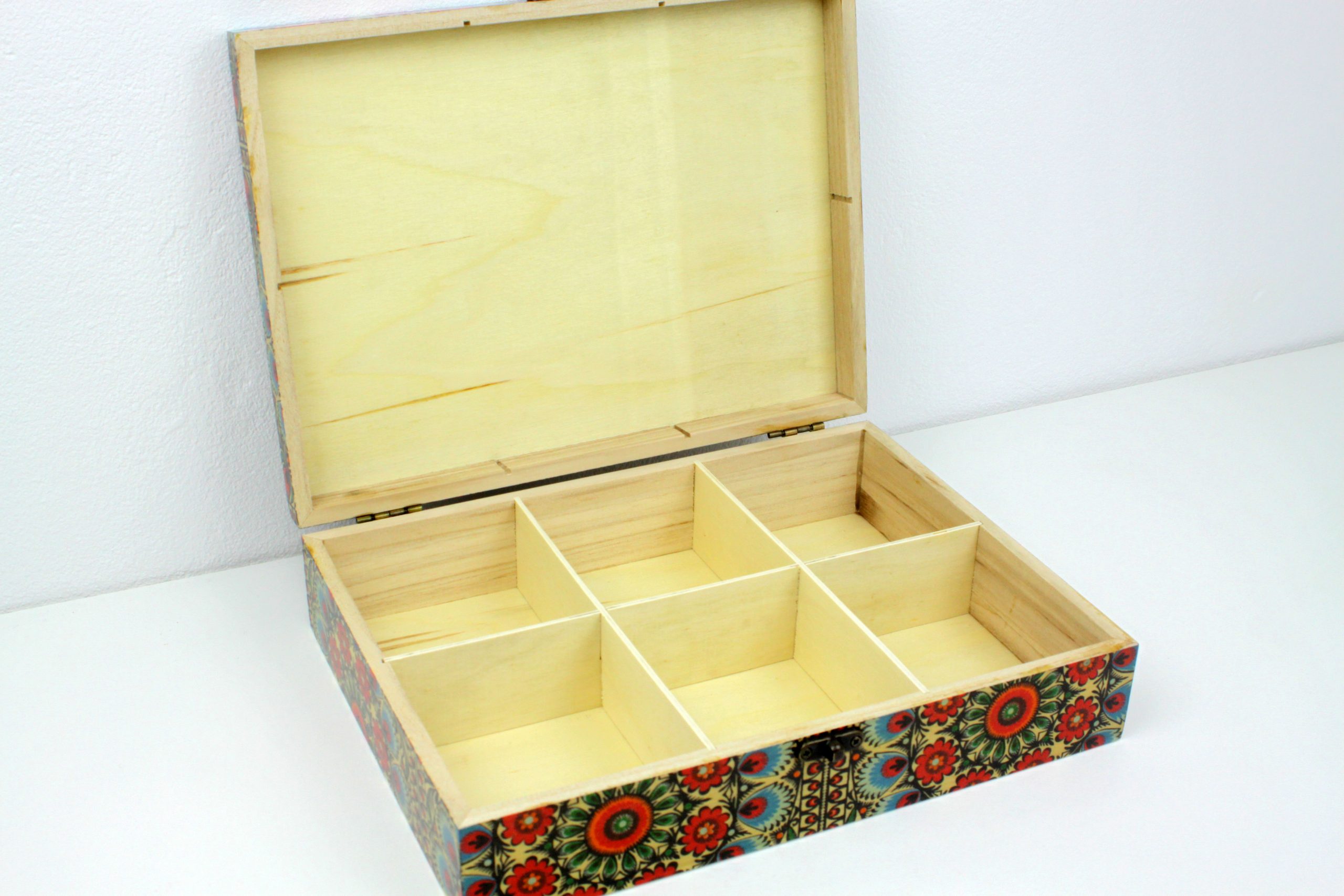 Wood handmade keepsake jewellery, memories box, Moroccan, Mandala design, Flexible compartments