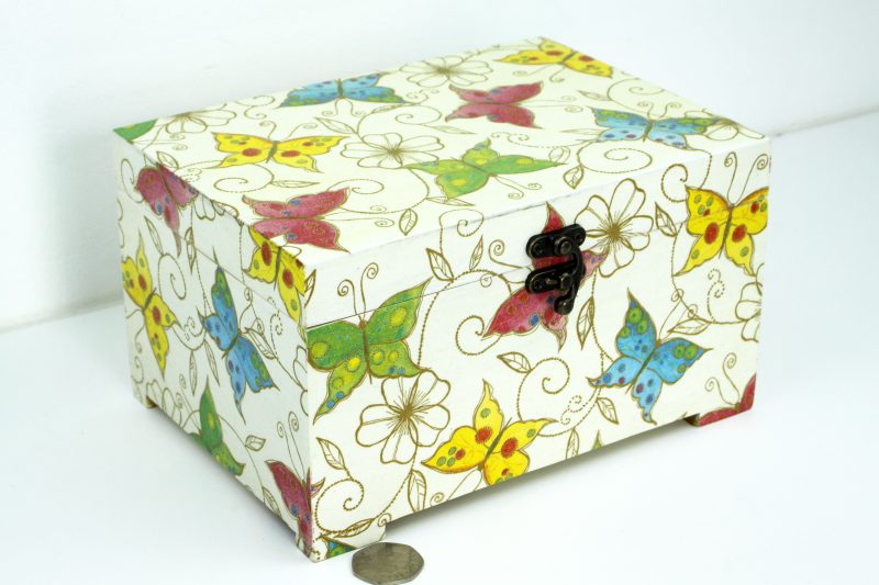 Wood handmade keepsake jewellery, memories, photo box, Butterfly, Flowers design, Lined