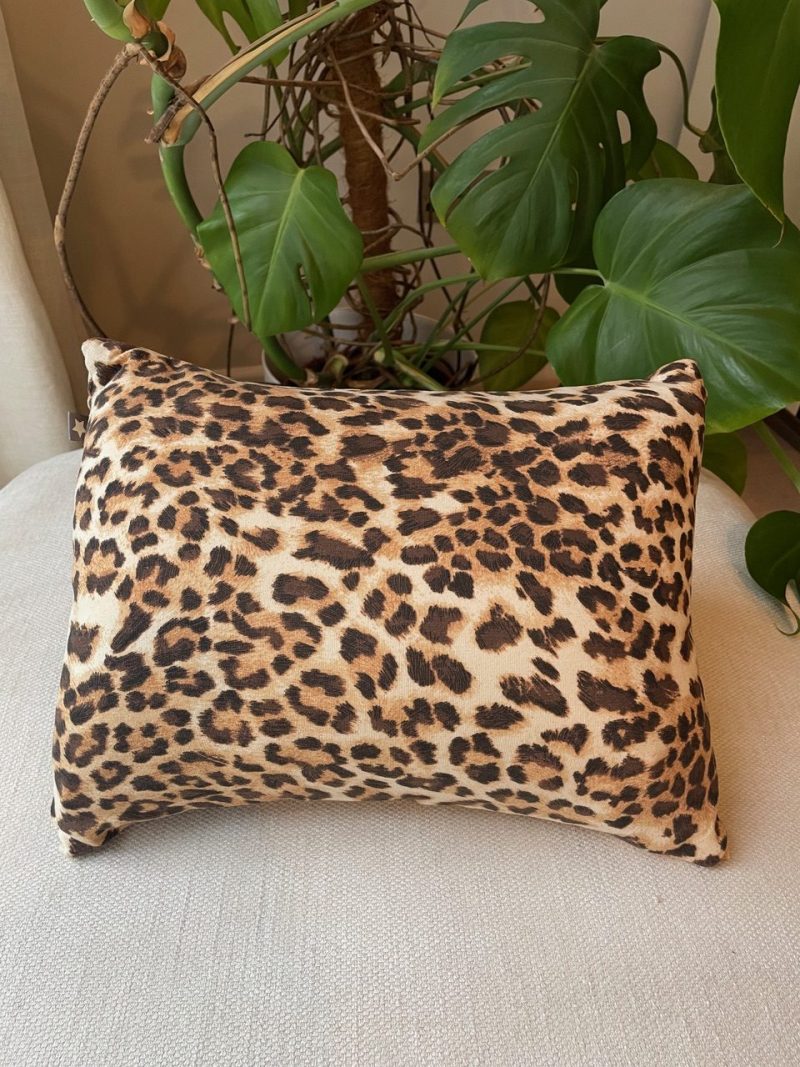 Mini pillow with removable cover ("Safari")