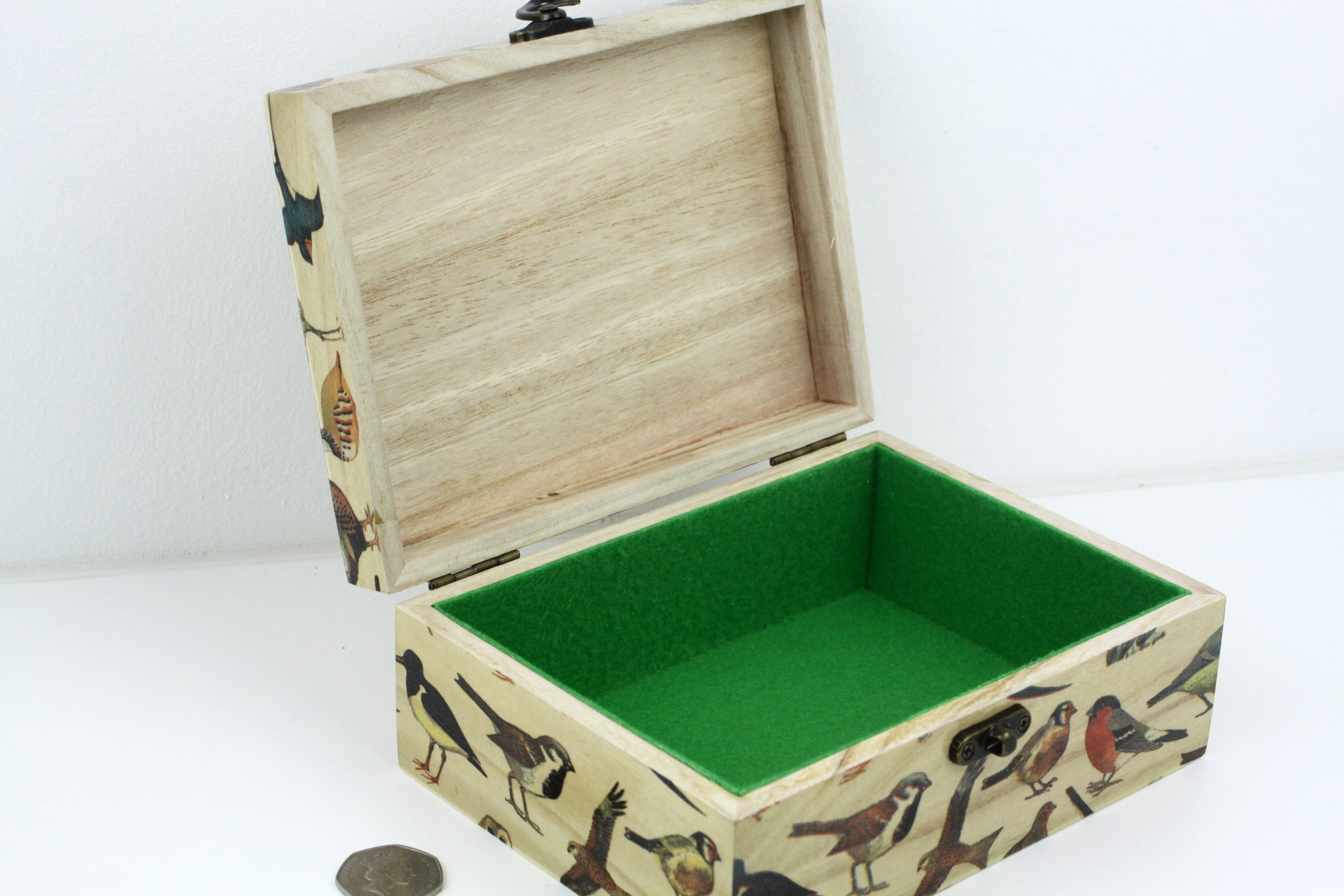 Wood handmade keepsake jewellery, memories, card box, Birds Wildlife design, Green lined