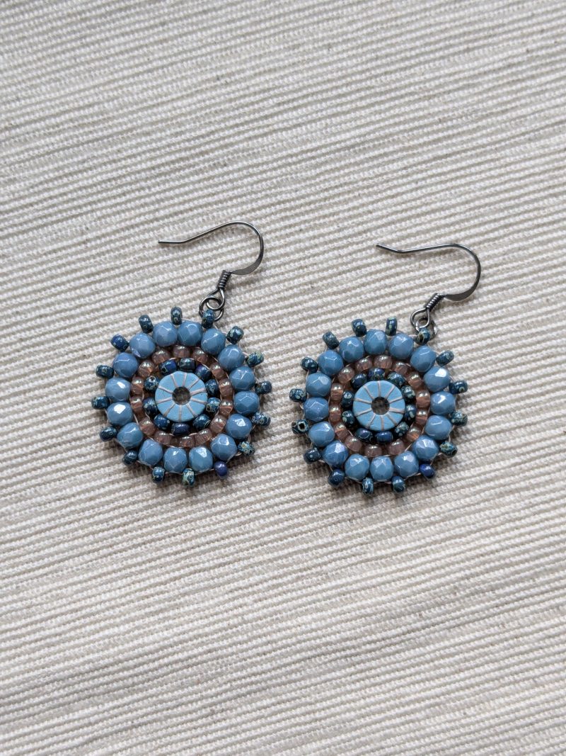 Ferris Wheel Earrings - handcrafted round dangle seed bead / beaded earrings - Mid Blue Mix