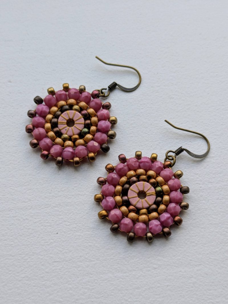 Ferris Wheel Earrings - handcrafted round dangle seed bead / beaded earrings - Mid Pink Mix
