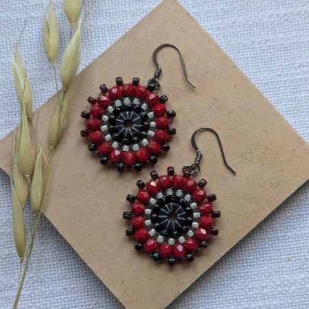 Ferris Wheel Earrings - handcrafted round dangle seed bead / beaded earrings - Red Mix