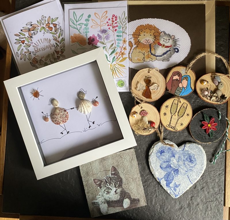 Sea Glass & River Pebble Cat Art – Trio of Cats Birdwatching, Coastal Handmade Wall Decor