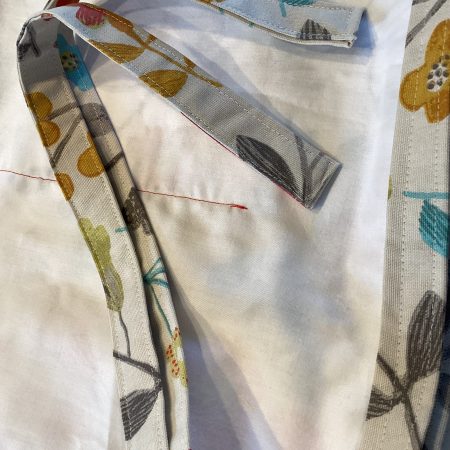 Quality Floral Fabric Handmade Waist Half Apron Tie Fastening Lined 3 Pockets