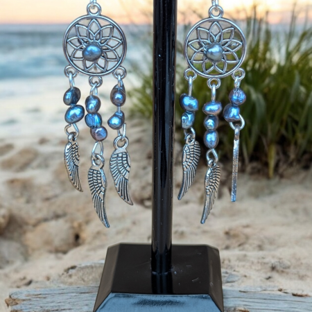 Midnight Dreams – Freshwater Pearl Dreamcatcher Earrings