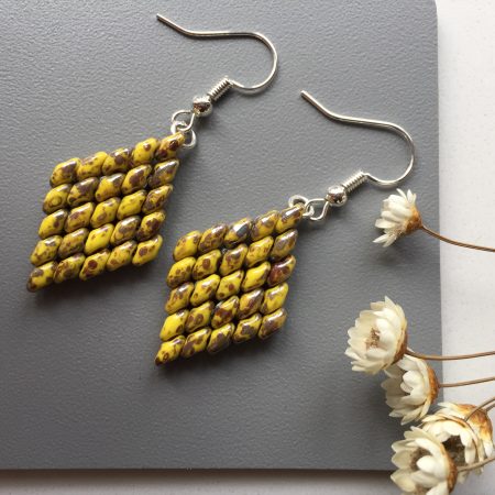 Handwoven Beaded Diamond-Shaped Dangle Earrings - Mottled yellow