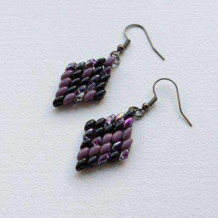 Handwoven Beaded Diamond-Shaped Dangle Earrings - Black and purple