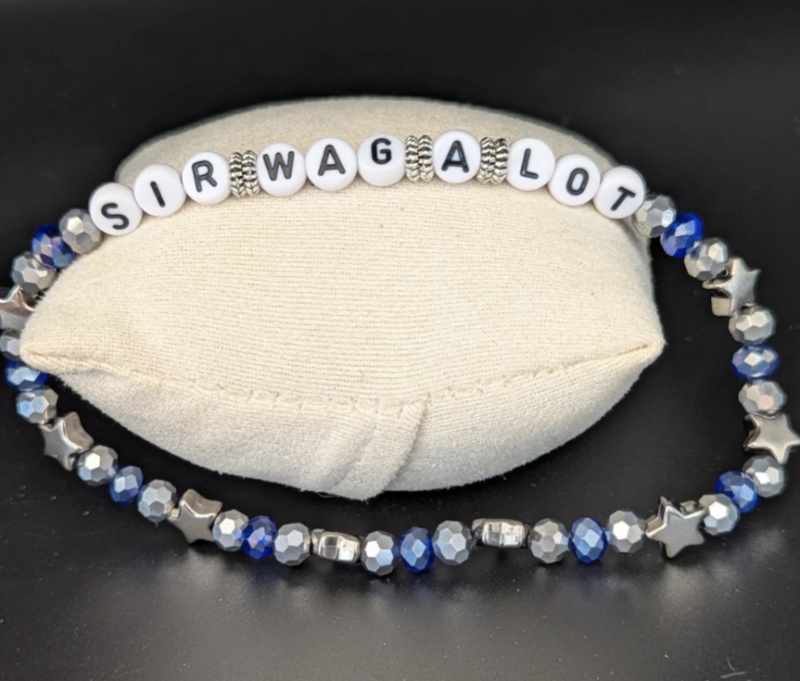 Sir Wag-A-Lot Beaded Dog Necklet | XS (11")