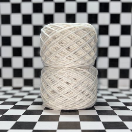 White Sheep – Reclaimed Yarn
