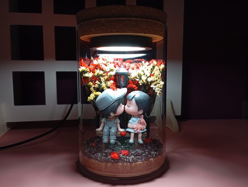 Val & Tiny lamp