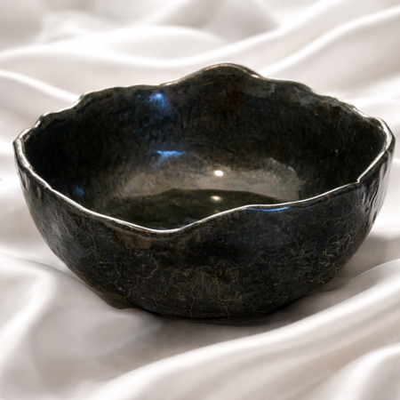 Wavy Rim Resin Bowl – Black Shimmer