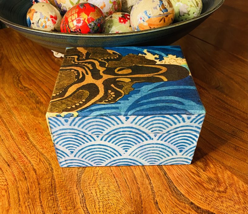 Japanese Collection: Octopus Découpage Wooden box