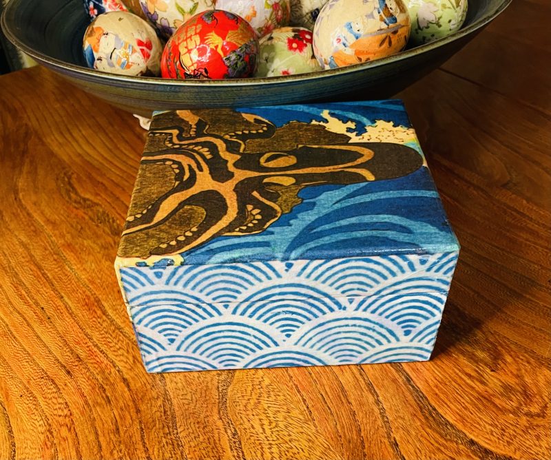 Japanese Collection: Octopus Découpage Wooden box