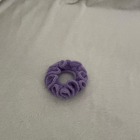 Crochet hair scrunchie
