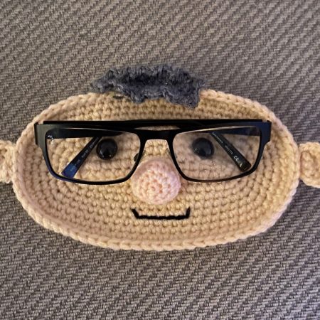 Crochet glasses mat