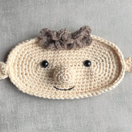 Crochet glasses mat
