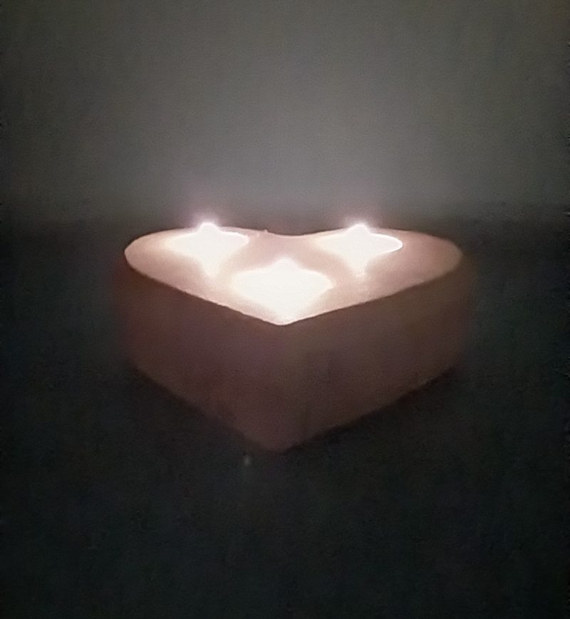 Wood tealight holder