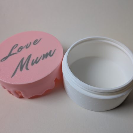 “Love Mum” 3D Printed Pink Drip Cake Container Unique Gift Jewelry & Trinket Box Perfect for Mother's Day