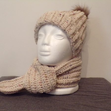Warm and cosy hat & scarf set – crocheted by hand (Beige with coloured specks)