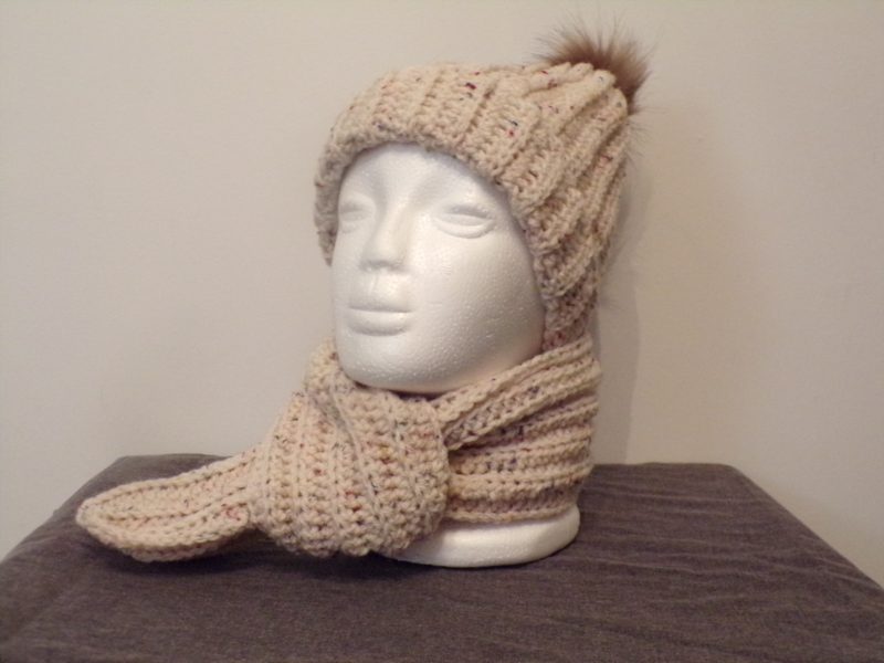 Warm and cosy hat & scarf set – crocheted by hand (Beige with coloured specks)