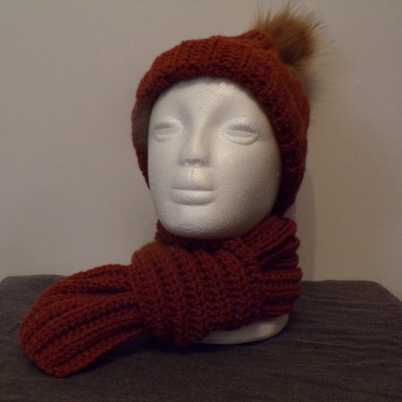 Warm and cosy hat & scarf set – crocheted by hand (Brown)