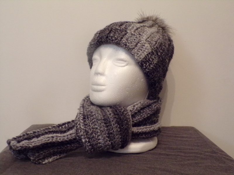 Warm and cosy hat & scarf set – crocheted by hand (Grey)